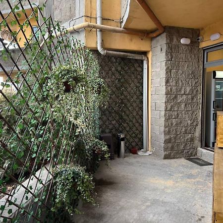 Apple Cozy Hotel Tbilisi Exterior photo